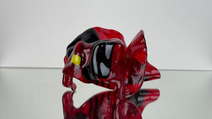 Red glass object