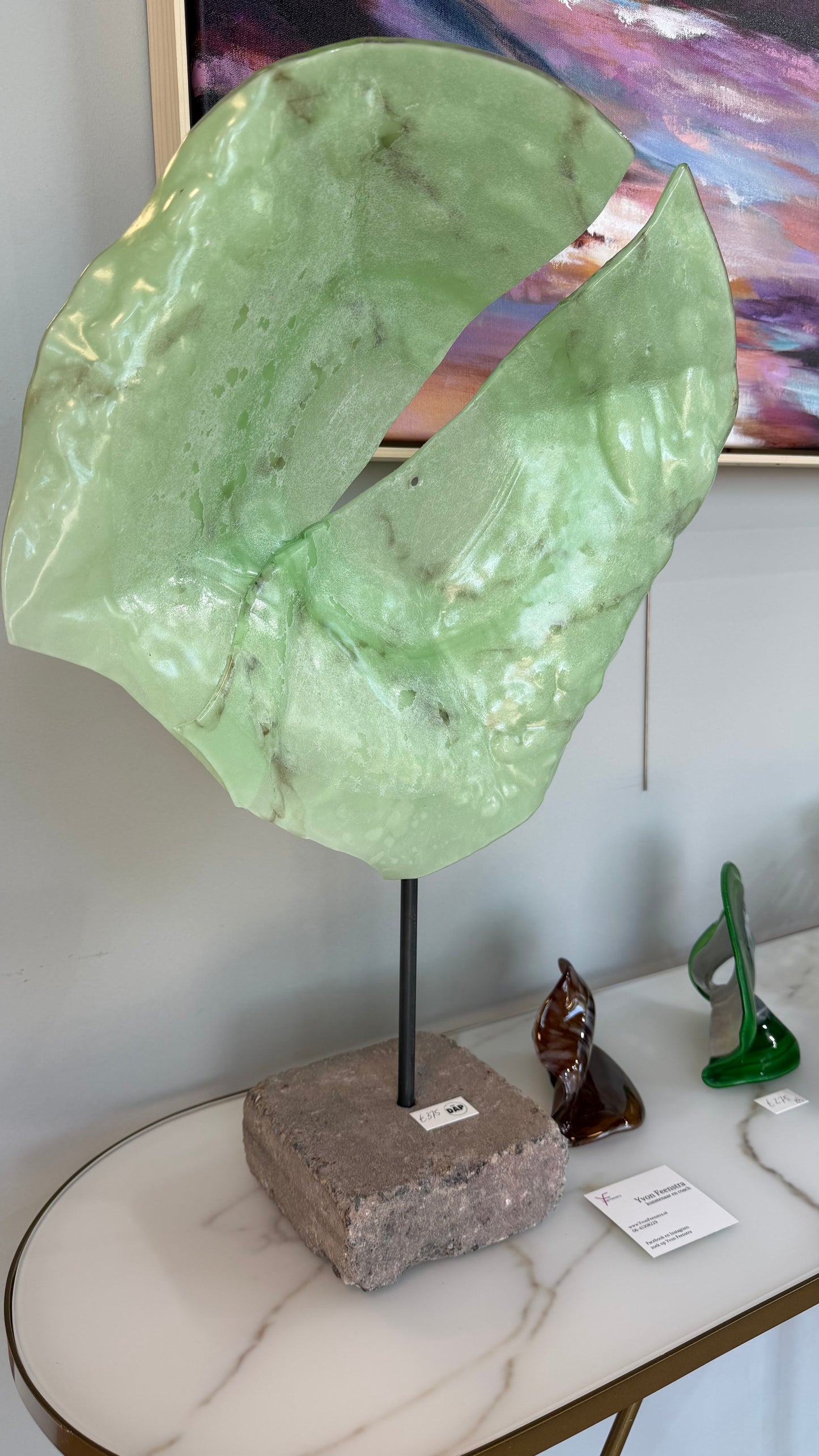 Glass object Springleaf