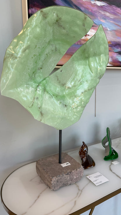Glass object Springleaf