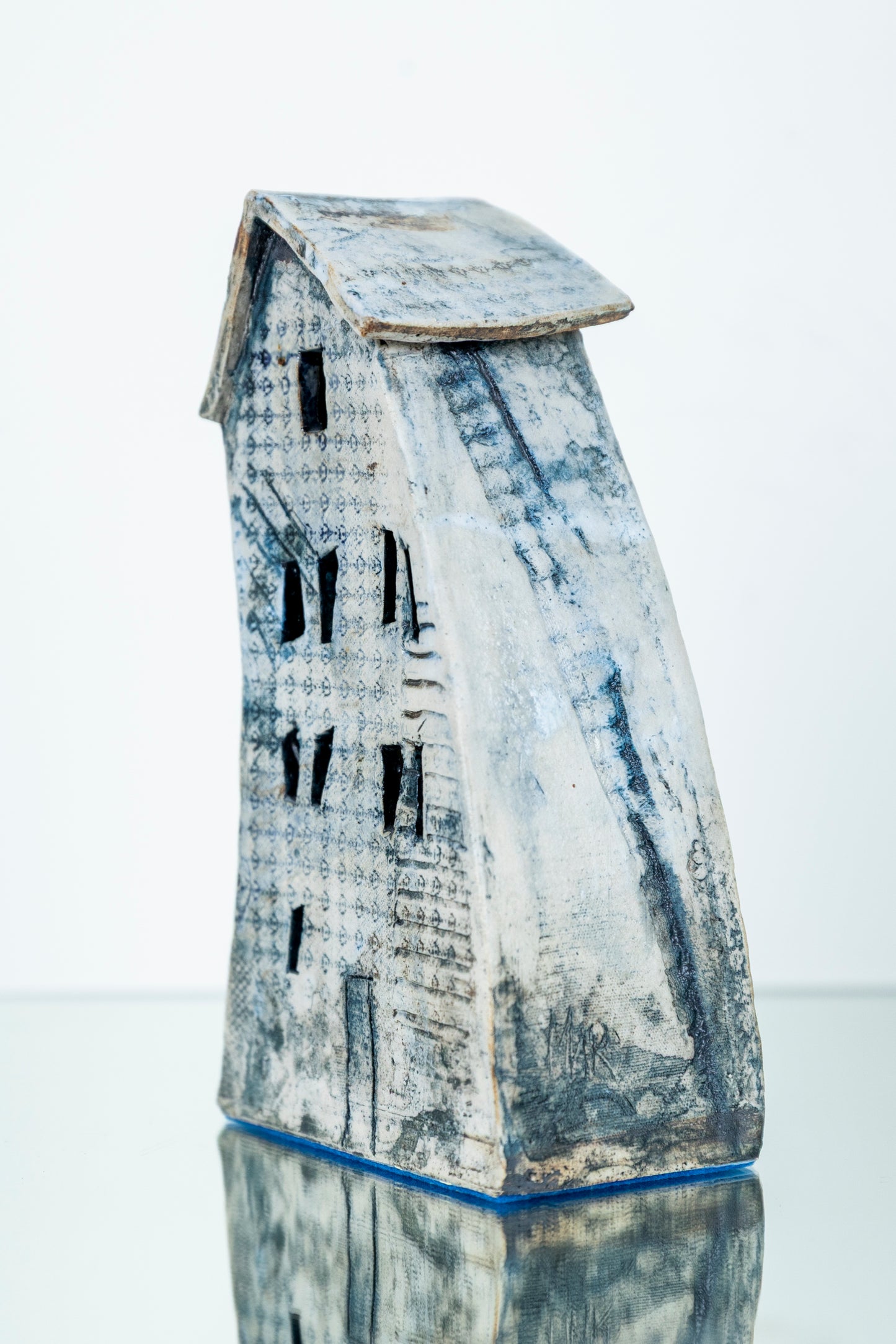 Ceramic House middle 1